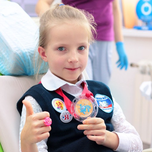 Восстановление выбитых зубов <br>у детей в Клинике Здоровья Исток